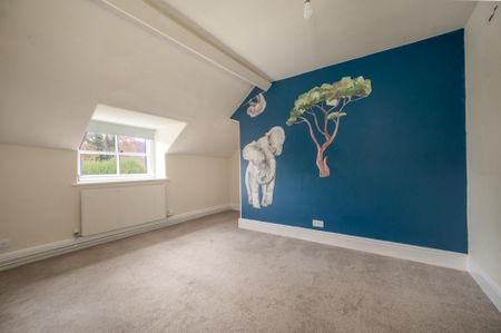 6 bedroom detached house to rent - Photo 5