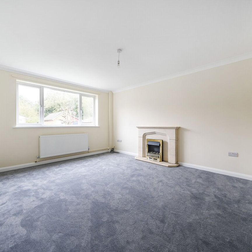 4 bedroom detached house to rent - Photo 1