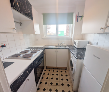 Lorimar Place, Carron, Falkirk, FK2 - Photo 2