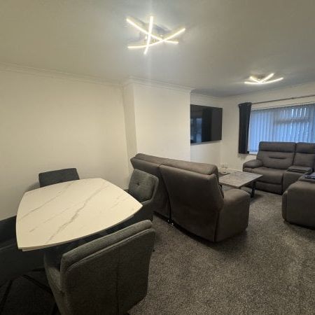 Southernway, Plymouth, PL9 - Photo 1