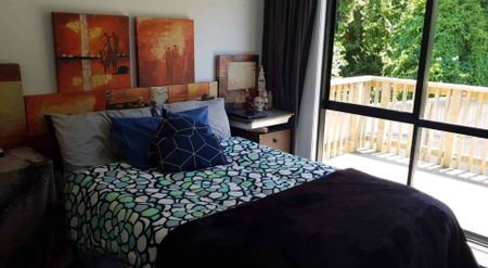 3 bedroom modern townhouse - Photo 3