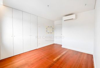 Apartamento T4 em Porto
