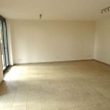 Hier bleiben keine Wünsche offen! Tolle Wohnung mit vielen Extras! - Photo 1