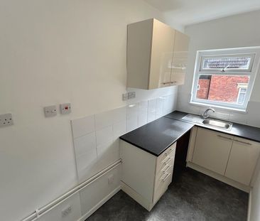 Flat 6 The Old Vicarage, Halesowen Road, Cradley Heath - Photo 2