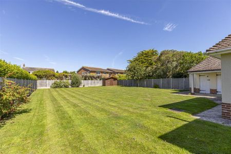 4 bedroom detached house to rent - Photo 5