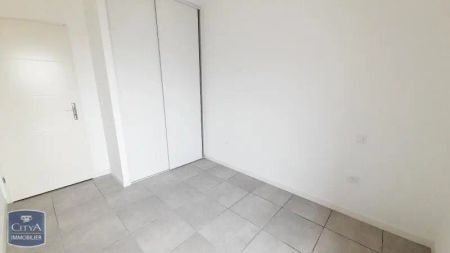 Appartement à louer 4 pièces 78.76m² - Photo 3