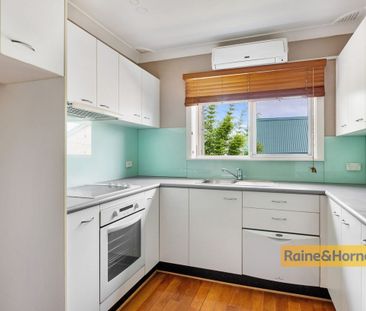 Two Bedroom Unit in Waterfront Complex! - Photo 2