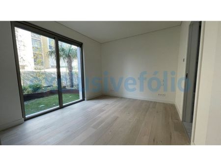 1 room luxury Apartment for rent in Cascais (Cascais), Cascais e Estoril, Cascais, Lisbon - Photo 2