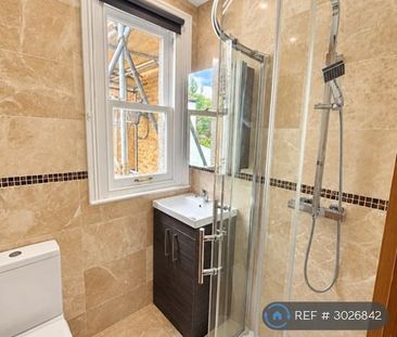 Studio to rent - Photo 4