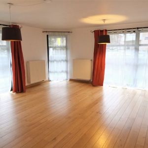 Appartement te huur in Schaarbeek voor € 1.250 met 2 slaapkamers - Photo 2