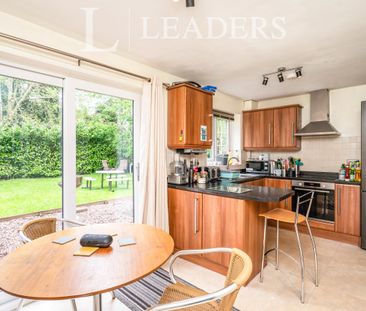 3 bedroom house to rent Redshaw Close, Fallowfield, Manchester, M14 - Photo 6