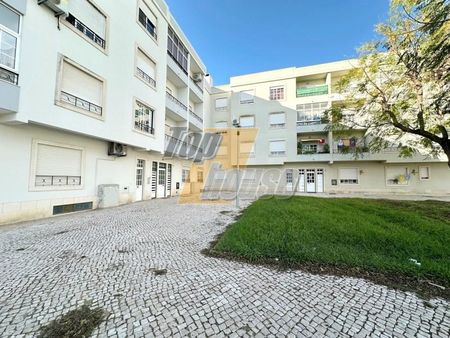 Apartamento T2 em Setúbal - Photo 3