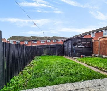 4 bedroom end terraced house to rent, - Photo 3