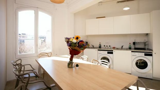 Avinguda Diagonal, Barcelona, Catalonia 08021 - Foto 1