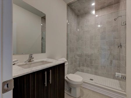 For Lease - 22 Griffith Street, Aurora, Ontario - Photo 5