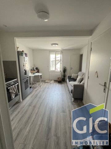 Location Appartement 1 pièce 23m² - Photo 4