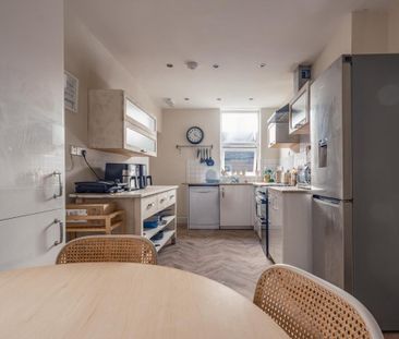 3 bedroom apartment to rent - Photo 1