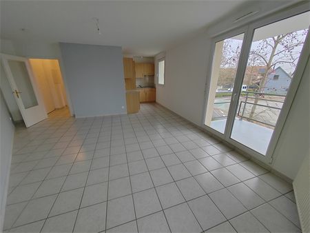 Location Appartement 2 pièces 45m² - Photo 3