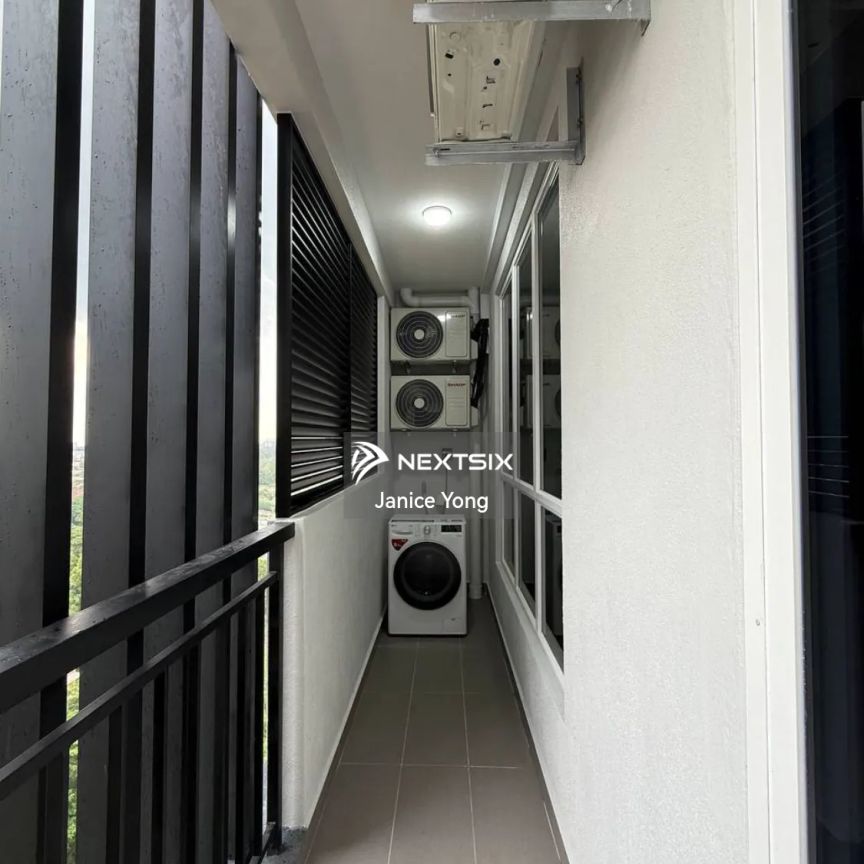 Trellis Residences - Photo 1