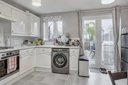 2 bedroom terraced house to rent - Photo 3