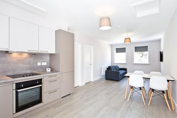 2 bedroom flat to rent - Photo 1