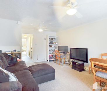 2 bedroom semi-detached house to rent - Photo 1