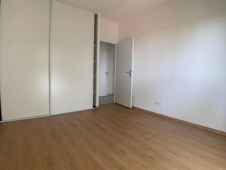 Location Appartement 3 pièces 65m² RAMONVILLE ST AGNE 31520 - Photo 3