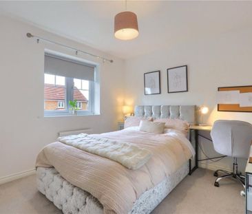 4 bedroom detached house to rent - Photo 4