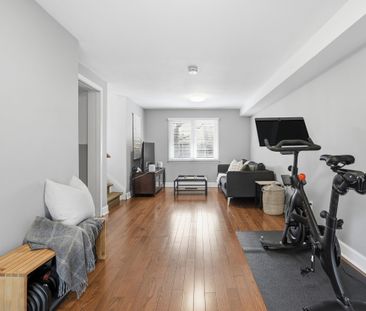 For Lease - 227 Walden Drive, Burlington, Ontario - Photo 1