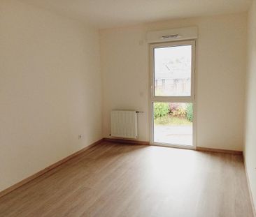 Location Appartement 2 pièces 43m² LA MOTTE SERVOLEX 73290 - Photo 2