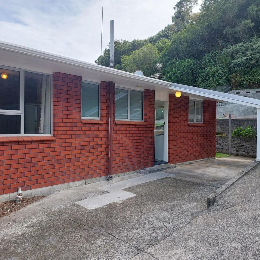 Beautifully Presented 2-Bedroom Unit - Merrilands - Photo 1