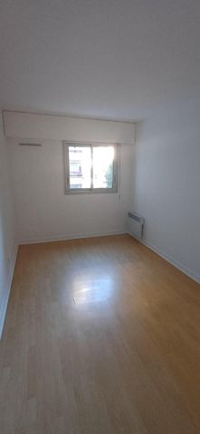 Location Appartement 3 pièces 57m² LE CANNET 06110 - Photo 3