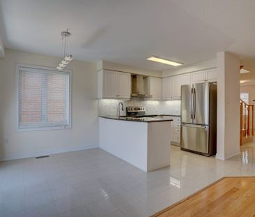 For Lease - 21 Shapland Crescent Unit# Main & 2nd, Ajax, Ontario - Photo 6