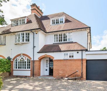 6 bedroom semi-detached house to rent - Photo 1