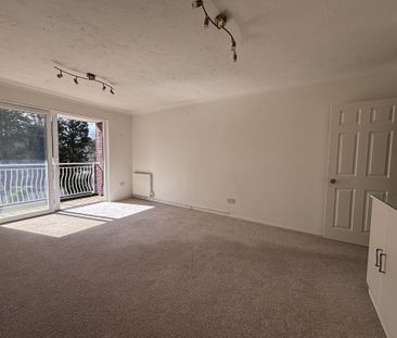 2 bedroom apartment to rent - Photo 4