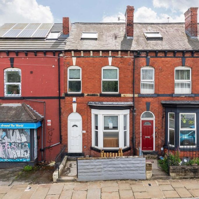 6 bedroom house to rent - Photo 1