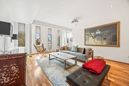 For Lease - 2068 Dundas Street Unit# Upper, Toronto, Ontario - Photo 4