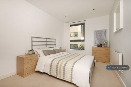 1 bedroom flat to rent - Photo 5