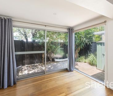 Secure and private with a courtyard in St Kilda - Photo 3