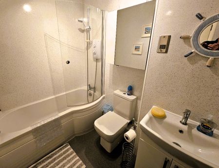 33b Brisco Road, CA2 - Photo 4