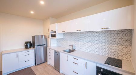 One Bedroom Apartment - Photo 3