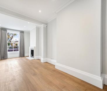 3 bedroom terraced house to rent - Photo 2