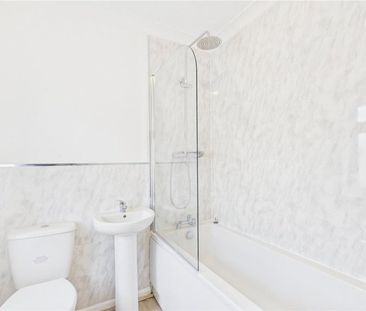 2 bedroom semi-detached house to rent - Photo 6