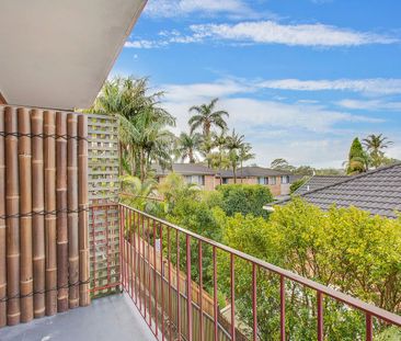 Sunny Apartment with District Views - Photo 1