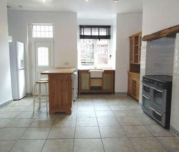 Middleton Road, Royton, OL2 - Photo 1