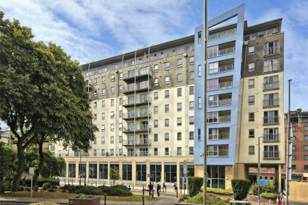 1 bedroom apartment to rent - Photo 5