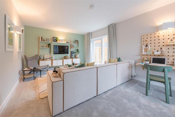 4 bedroom detached house to rent - Photo 1