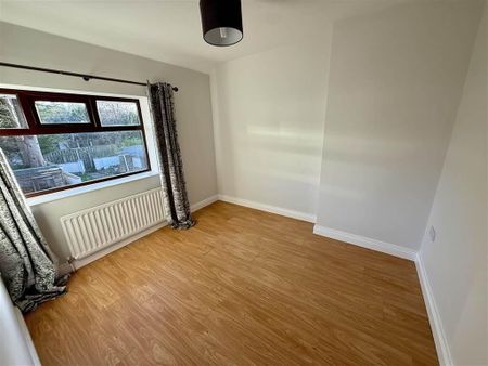 15 Hamel Drive, Cregagh, Belfast, BT6 9JG - Photo 2