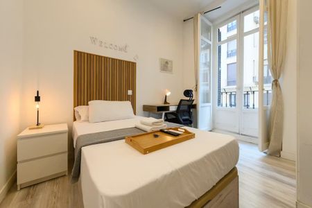 Calle de San Bernardo, Madrid, Community of Madrid 28015 - Photo 3