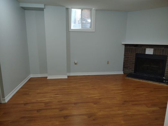 For Lease - 738 Stonepath Circle Unit# Lower, Pickering, Ontario - Photo 1